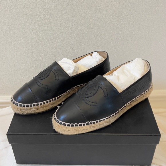 Chanel Espadrille Slip On - Picture 2 of 9
